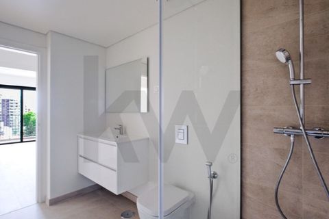 Apartament a Alges, Lisbon, Alges - € 3.000/mes | Ref: KWPT-032669 - foto 19