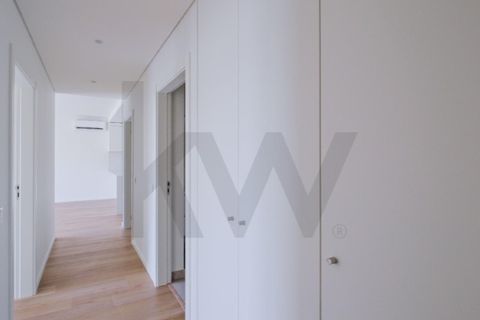 Apartament a Alges, Lisbon, Alges - € 3.000/mes | Ref: KWPT-032669 - foto 20