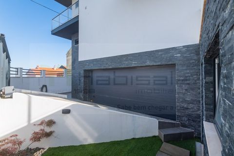 Villa i Odivelas, Lisbon, Odivelas - € 760.000 | Ref: M3398 - foto 40