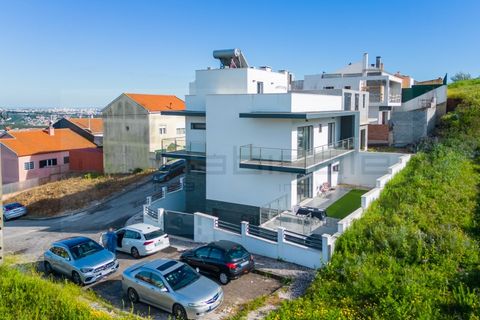 Villa i Odivelas, Lisbon, Odivelas - € 760.000 | Ref: M3398 - foto 46