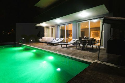 Villa a Belas, Lisbon, Belas - € 2.850.000 | Ref: M10991 - foto 6