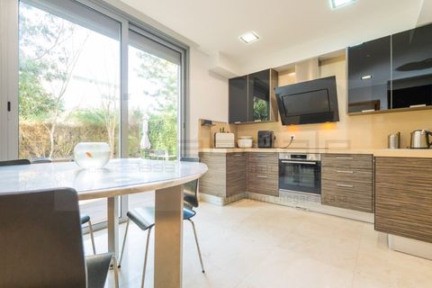 Villa a Belas, Lisbon, Belas - € 2.850.000 | Ref: M10991 - foto 17