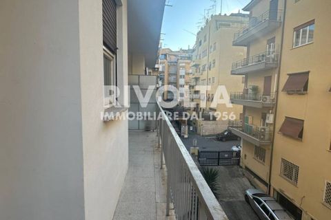 Apartament a Rome, Rome, Rome - € 1.100/mes | Ref: FRM Fleming LORIA - foto 8