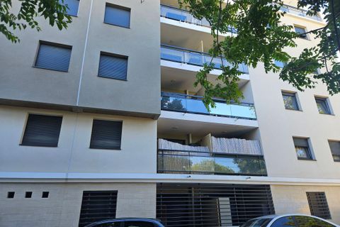 Lejlighed i Marseille, Bouches-du-Rhone, Marseille - € 140.000 | Ref: BLTP-YF4-Z66 - foto 4