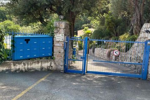 Leilighet i Roquebrune-Cap-Martin, Alpes-Maritimes, Roquebrune-Cap-Martin - € 345 000 | Ref: GYF1-WYU-NGR - foto 13
