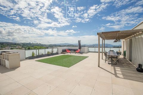 Penthouse i Marseille, Bouches-du-Rhone, Marseille - € 377.000 | Ref: ZN0J-7TT-TWS - foto 1