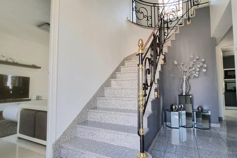 Villa a Gagny, Seine-Saint-Denis, Gagny - € 530.000 | Ref: 340932504136 - foto 2