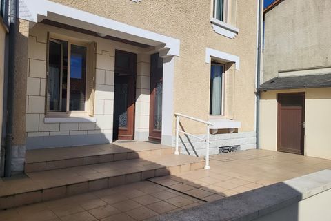 Villa a Airvault, Deux-Sevres, Airvault - € 117.900 | Ref: 340931559222 - foto 2