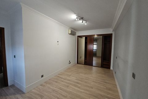 Villa i Belas, Lisbon, Belas - € 380.000 | Ref: 001.083.019 - foto 26