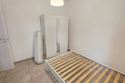 Apartament a Pisa, Pisa, Pisa - € 450/mes | Ref: 2026118 - foto 12