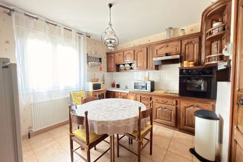 Villa a Ruffec, Charente, Ruffec - € 152.600 | Ref: BVI85652 - foto 5