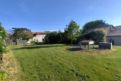 Landsbyhus i Tillou, Deux-Sevres, Tillou - € 152.600 | Ref: BVI83950 - foto 2
