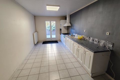 Landsbyhus i Tillou, Deux-Sevres, Tillou - € 152.600 | Ref: BVI83950 - foto 4