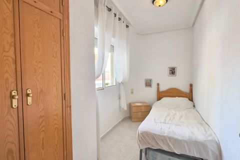 Leilighet i Torrevieja, Alicante, Torrevieja - € 141 900 | Ref: MLSC535206 - foto 16