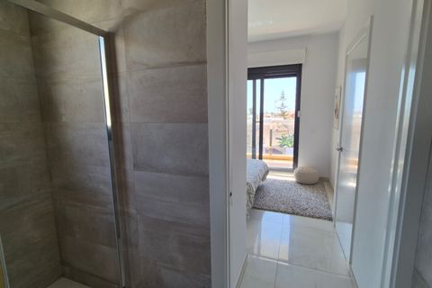 Villa a Torrevieja, Alicante, Torrevieja - € 785.000 | Ref: MLSC4750121 - foto 29