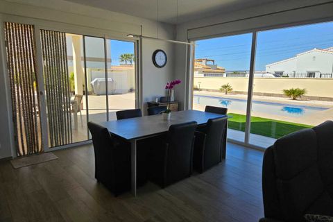 Villa a Torrevieja, Alicante, Torrevieja - € 780.000 | Ref: MLSC264843 - foto 45