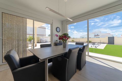 Villa a Torrevieja, Alicante, Torrevieja - € 780.000 | Ref: MLSC1813228 - foto 7