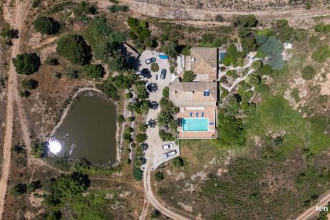 Villa i Marmelete, Faro, Marmelete - € 1.500.000 | Ref: V1308 - foto 32