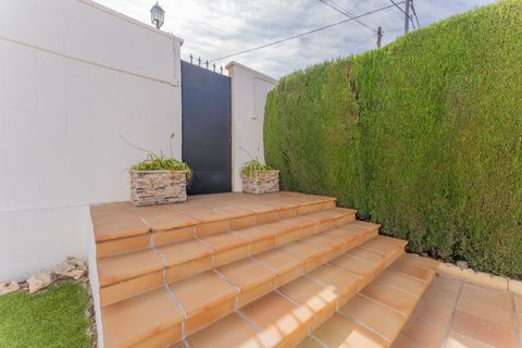 Villa a Alicante, Alicante, Alicante - € 1.080.000 | Ref: LUX0057 - foto 5