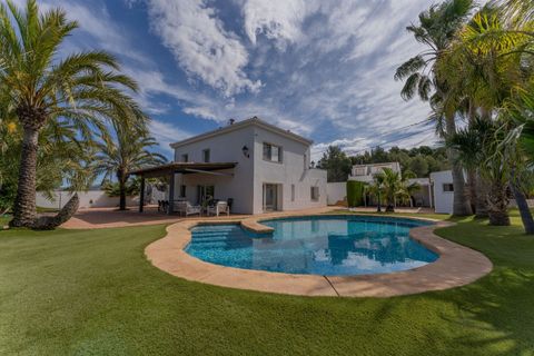 Villa a Alicante, Alicante, Alicante - € 1.080.000 | Ref: LUX0057 - foto 17