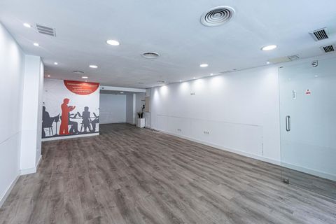 L'establiment comercial a Marbella, Malaga, Marbella - € 550.000 | Ref: EXP14257/8930 - foto 6