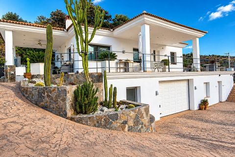 Villa i Guaro, Malaga, Guaro - € 925.000 | Ref: R5387761 - foto 1