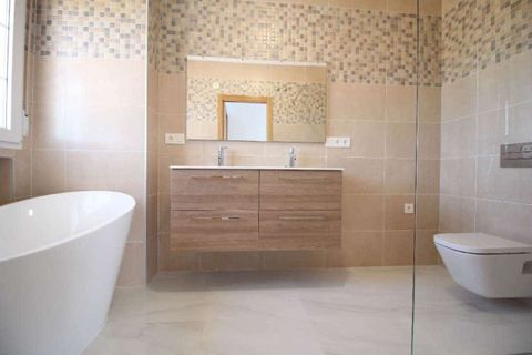 Villa a Pinoso, Alicante, Pinoso - € 449.000 | Ref: DMHL6007 - foto 12