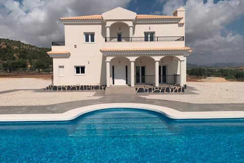 Villa a Pinoso, Alicante, Pinoso - € 423.000 | Ref: DMHL6006 - foto 5