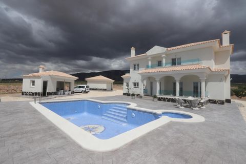 Villa a Pinoso, Alicante, Pinoso - € 423.000 | Ref: DMHL6006 - foto 12