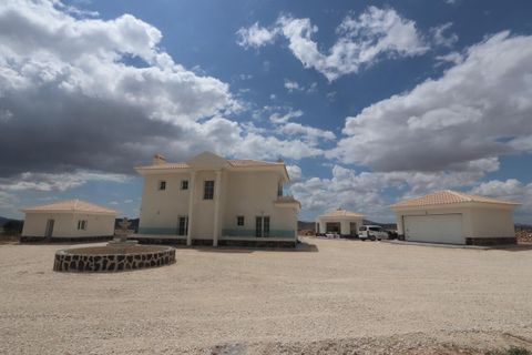 Villa a Pinoso, Alicante, Pinoso - € 423.000 | Ref: DMHL6006 - foto 20