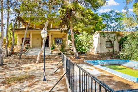 Villa i Torrevieja, Alicante, Torrevieja - € 550.000 | Ref: MI26-MOVE-356 - foto 1