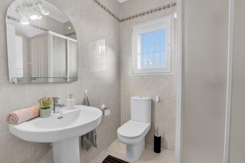 Villa - Playa Flamenca, Alicante, Playa Flamenca - € 495 000 | Réf : 200-4801 - photo 14