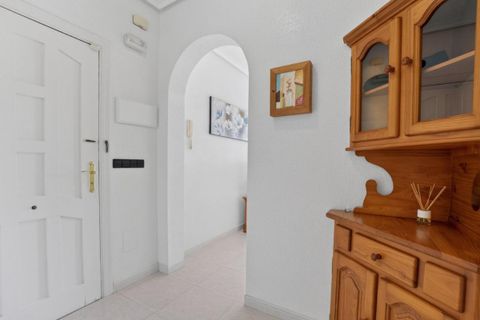 Villa - Playa Flamenca, Alicante, Playa Flamenca - € 495 000 | Réf : 200-4801 - photo 19