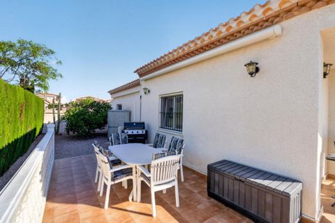 Villa - Playa Flamenca, Alicante, Playa Flamenca - € 495 000 | Réf : 200-4801 - photo 22
