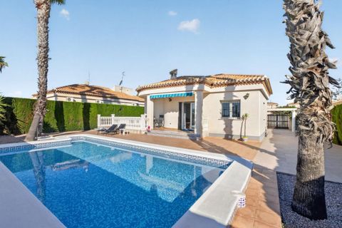 Villa - Playa Flamenca, Alicante, Playa Flamenca - € 495 000 | Réf : 200-4801 - photo 27