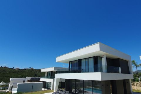 Villa a La Duquesa, Malaga, La Duquesa - € 1.295.000 | Ref: CDS5250487-FO - foto 2