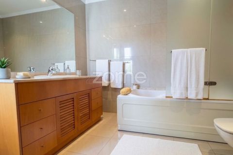 Villa i Maia, Porto, Maia - € 748.000 | Ref: ZMPT588429 - foto 11