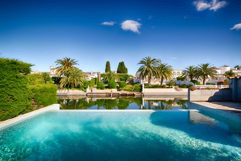 Villa a Empuriabrava, Gerona, Empuriabrava - € 1.150.000 | Ref: W-049N0R - foto 5