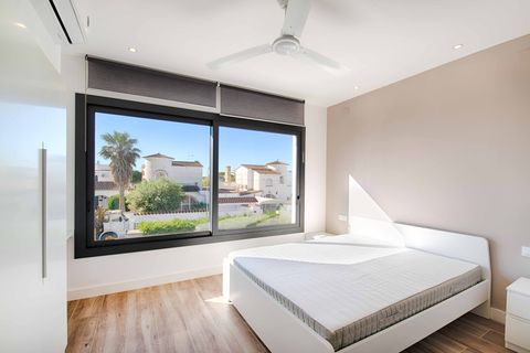 Villa a Empuriabrava, Gerona, Empuriabrava - € 1.150.000 | Ref: W-049N0R - foto 25