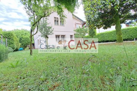 Villa a Selvazzano Dentro, Padua, Selvazzano Dentro - € 345.000 | Ref: V18 - foto 2