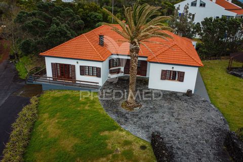 Byhus i Velas, Sao Jorge, Velas - € 750.000 | Ref: 060570 - foto 1