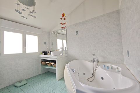 Villa a Clermont-Ferrand, Puy-de-Dome, Clermont-Ferrand - € 236.000 | Ref: 830031442781 - foto 16