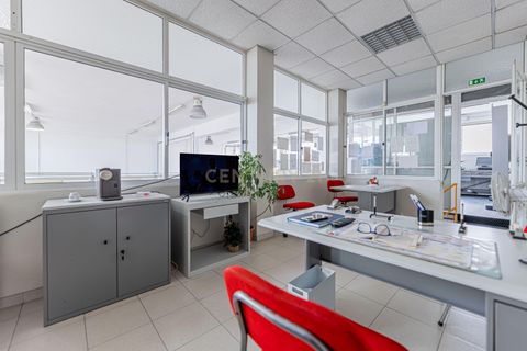 Erhvervsejendom i Amadora, Lisbon, Amadora - € 70.000 | Ref: C0379-01041 - foto 17