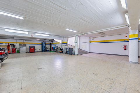 Erhvervsejendom i Amadora, Lisbon, Amadora - € 70.000 | Ref: C0379-01041 - foto 27