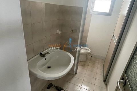 L'establiment comercial a Massa, Massa and Carrara, Massa - € 850/mes | Ref: 2659 - foto 12