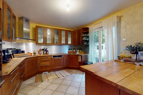 Villa a Montfermeil, Seine-Saint-Denis, Montfermeil - € 499.000 | Ref: 87004011 - foto 5