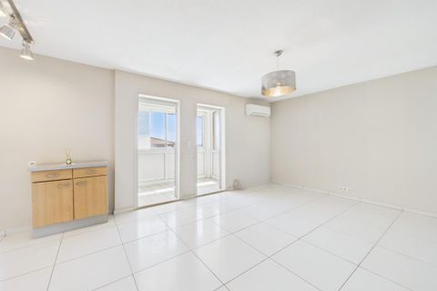 Lejlighed i Ajaccio, Corse-du-Sud, Ajaccio - € 189.000 | Ref: VA12699-MAXIMMO - foto 2