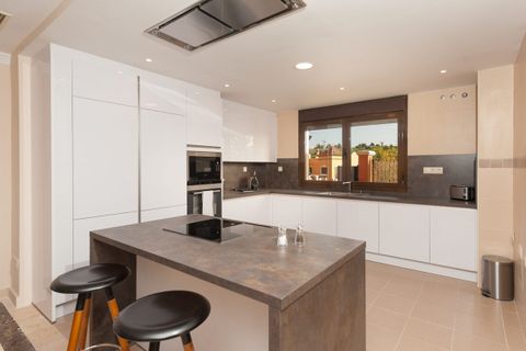 Villa a Estepona, Malaga, Estepona - € 900.000 | Ref: R5389177 - foto 8
