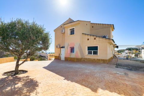 Villa a El Campello, Alicante, El Campello - € 595.000 | Ref: SLV8-3525Q - foto 32