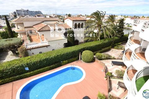 Villa i Empuriabrava, Gerona - foto 1
